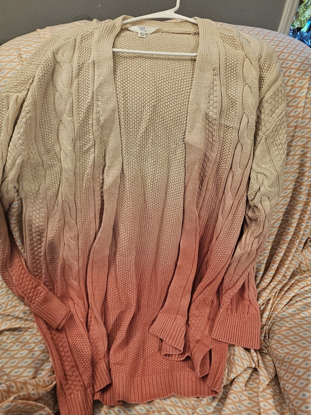Time and Tru Ombre Cable Knit Cardigan in Cream and Coral
